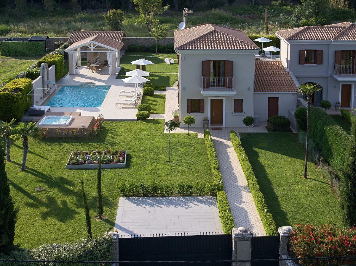 S & O Villas Corfu Dassiá Eksteriør bilde